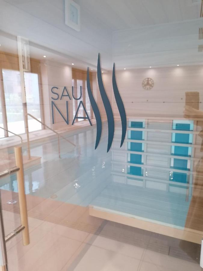 Domitys - Galilee Aparthotel Cergy Luaran gambar